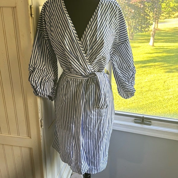 New York & Company NWT Pullover Wrap V Neck Stripe Dress - Picture 1 of 11